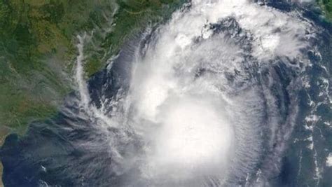 Cyclone Dana Alert Imd Issues Heavy Rainfall Warning For Odisha West