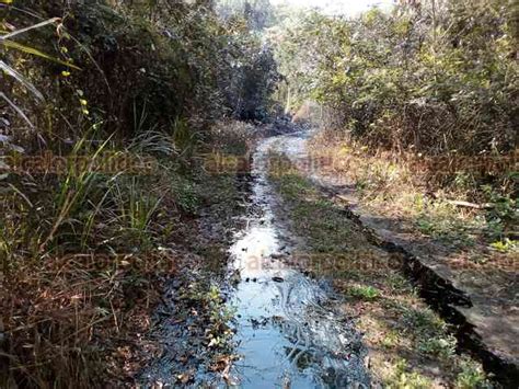 Reportan Fuga De Petr Leo En Pozo De Pemex En Papantla Veracruz