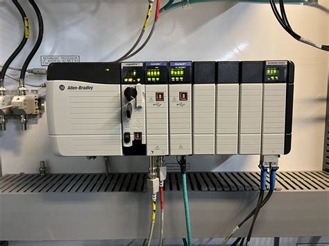 cabinet  allen bradley panelview  controllogix plcs  sale aucto