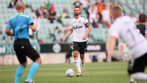 Legia Warszawa ma dwie ważne odpowiedzi Mateusz Wieteska kapitanem