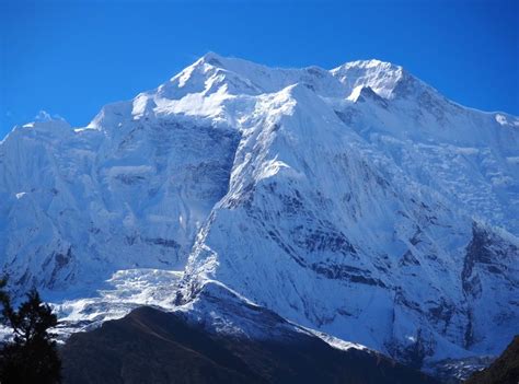 Annapurna Circuit And Tilicho Lake 17 Days Trek