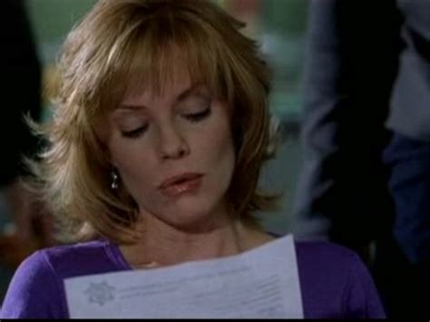 1x10 Sex Lies And Larvae Catherine Willows Image 19203847 Fanpop