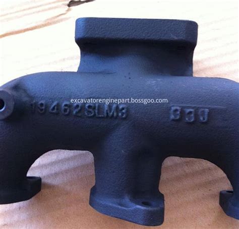 D Exhaust Manifold For Kubota Engine Excavator Engine Part