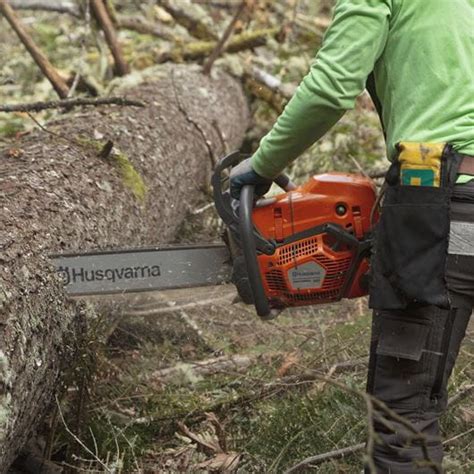 Husqvarna 585 Chainsaw With 20 Bar And Chain For Sale