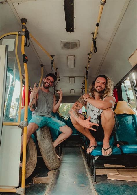 Casal De S O Jos Dos Campos Transforma Motorhome Para Viajar Do Brasil