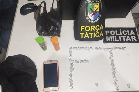 Pm Prende Homem Suspeito De Tráfico Com 49 Papelotes De Maconha O Que