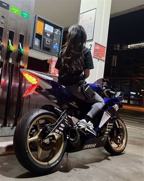 Kely Jenner Biker Aesthetic Biker Photoshoot Biker Love Yamaha R