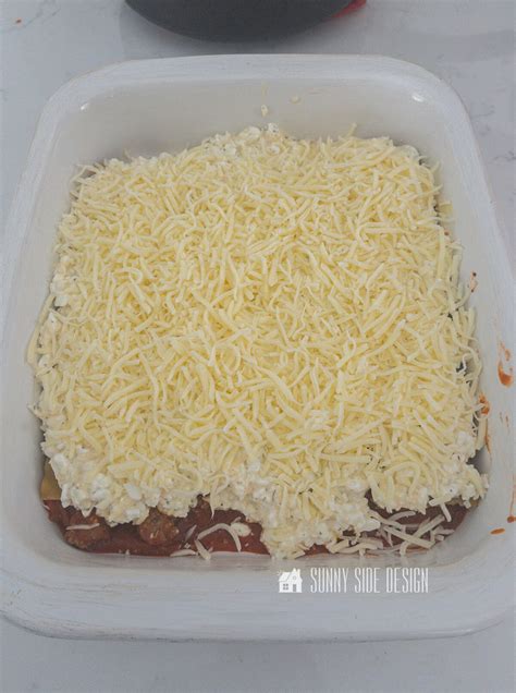 How to Make the Best Lasagna with Meat Sauce