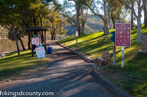 Lake Poway Loop - Hiking San Diego County