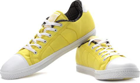 Reebok On Court V Lp Canvas Shoes For Men Buy Yellow Grey Color