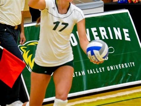 Uvu Volleyball Wolverine Volleyball Sweeps Past Weber State Deseret News