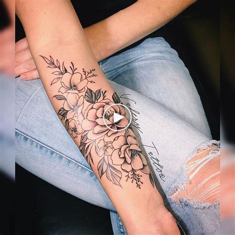 Flower Tattoo On Forearm Tatouage Fleur Avant Bras Tatouage Fleur