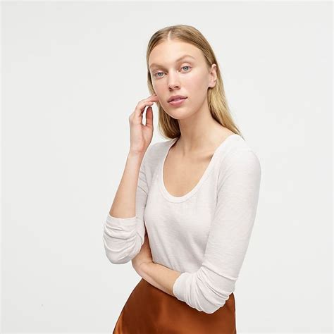 J Crew Vintage Cotton Scoopneck Long Sleeve T Shirt For Women Right