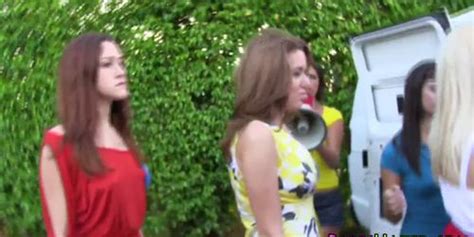 Lesbian Coeds Eat Pussy Tnaflix