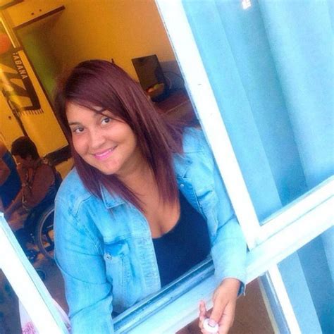 JF bbw 25 ans désireuse de rencontrer l amour et fonder un foyer Mâcon Rencontres Rondes