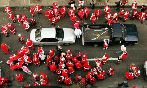 Video Of The Day Drunk Santas Brawl In The Street