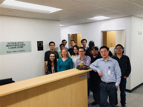 Group Photos Zhang Lab