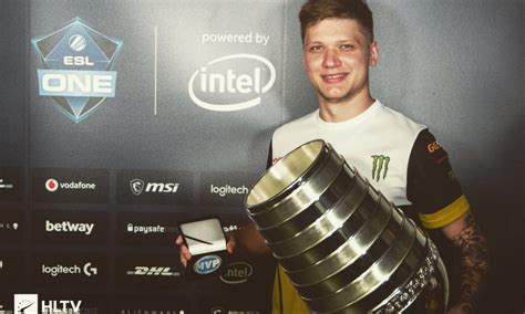 s1mple ESL One Cologne 2018 de MVP ödülüne layık görüldü