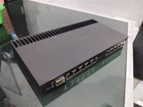 Mikrotik RB4011iGS RM Powerful 10xGigabit Port Router With A Quad Core