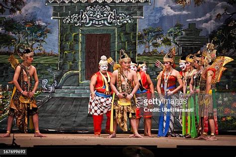 Wayang Orang Photos and Premium High Res Pictures - Getty Images