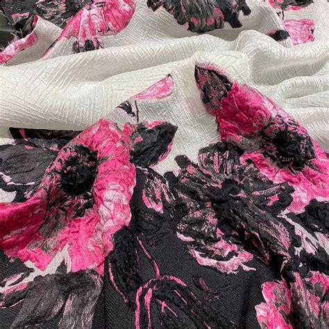 Fuchsia Floral Print Silk Brocade Fabric — Tissus En Ligne