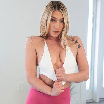 Whitney OC Babe Page Watch This Pornstar On FreeOnes