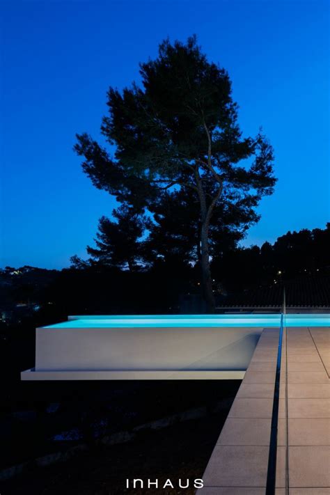 Casa A Medida En Valencia Piscina En Voladizo Infinity Bathroom