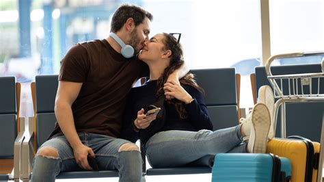 Flight Attendant Shares Travel Tips For Loved Up Couples Oversixty