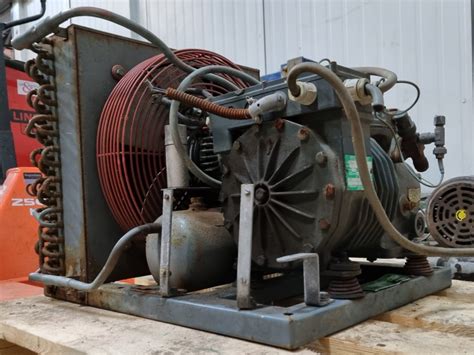 Used DWM DKLB-150/CAS/000 semi-hermetic reciprocating compressor - HOS BV