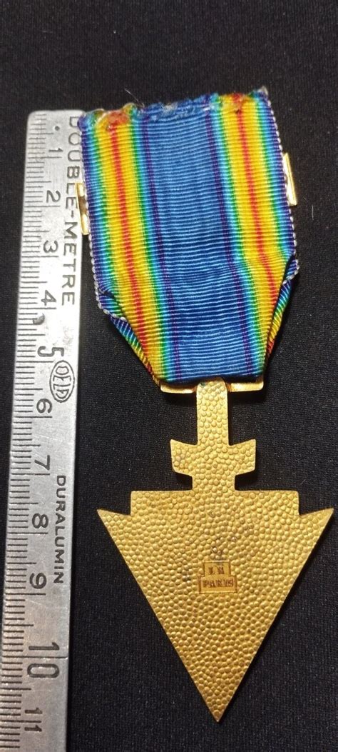 O9M R4 Médaille militaire belge VICTORIA 1939 1945 WW BELGIQUE