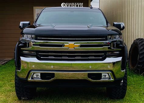 2020 Chevrolet Silverado 1500 With 17x9 13 Method The Standard And 35