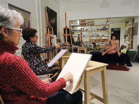 Atelier des Fontaines Cours Dessin d après modèle vivant