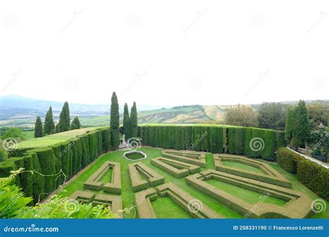 Villa La Foce The Garden Tuscany Italy Editorial Image Image Of