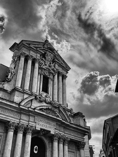 Santi Vincenzo E Anastasio A Fontana Di Trevi Olympus Digi Flickr