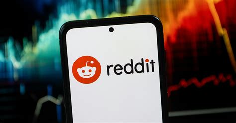 社群論壇reddit今每股 34 美元掛牌，瘋ai的市場會怎麼反應？ 商益