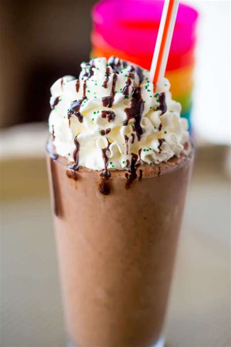 Mcdonald S Shamrock Chocolate Chip Frappe Copycat Dinner Then Dessert