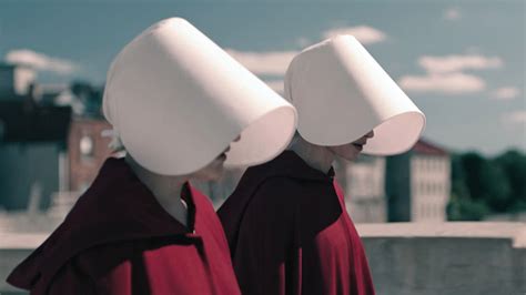 ‘sexy ‘handmaids Tale Costume Pulled Following Backlash