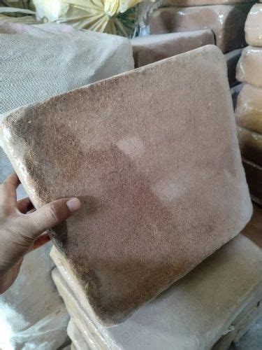 Brown Cubical Cocopeat Kg Blocks Low Ec Polythene Pack Packaging Type