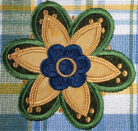 Purple Applique Flower Embroidery Design AnnTheGran Embroidery