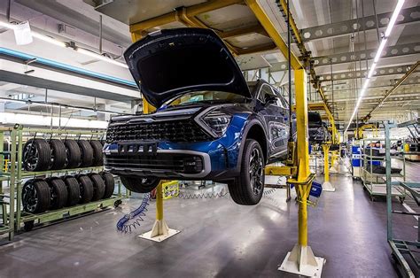 "Автотор" продолжает выпускать корейские машины - Российская газета