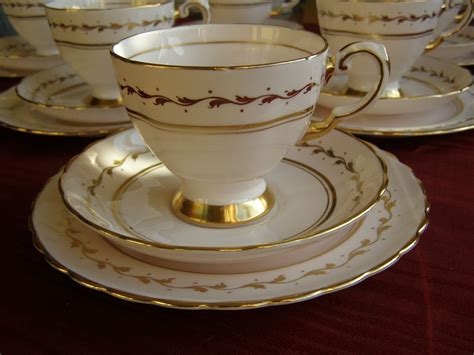 Tuscan Fine Bone China Tea Set 6 Trios In Pink And Gold Cups Saucers