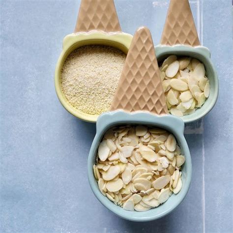 How to Make Almond Flour for Macarons | Recipe | Make almond flour, Macaron recipe, Almond flour