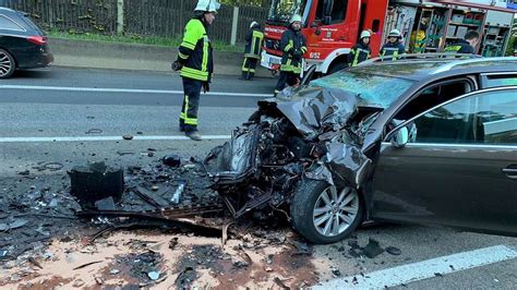 Auffahrunfall Auf A Mann Aus Bad Hersfeld Stirbt Am Stauende