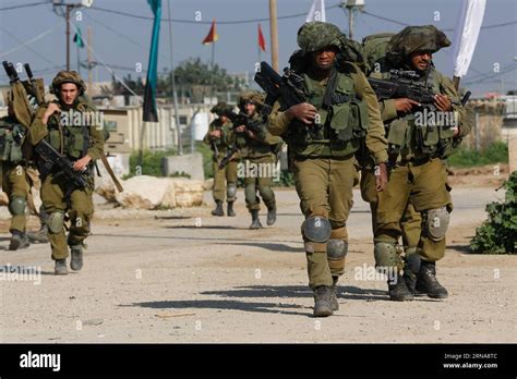 Militäraktion Im Süden Israels Jerusalem Jan 13 2016 Israeli