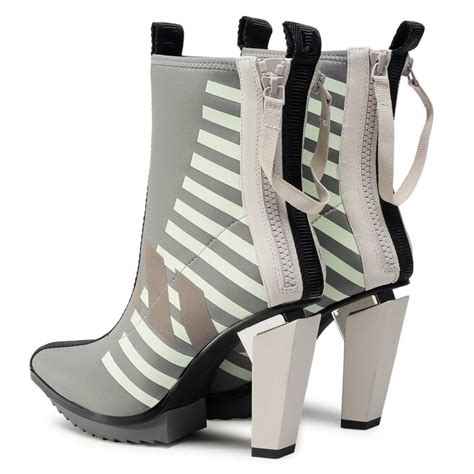 Stiefeletten United Nude Lev Calli Hi Grey Eschuhe De