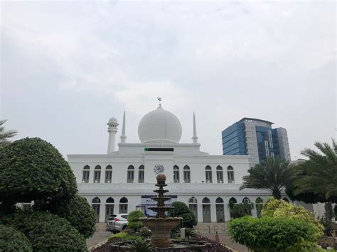 Masjid Agung Al Azhar Bagikan 700 Takjil Tiap Hari Selama Ramadan