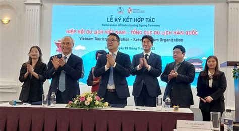 Vietnam Rok Sign Mou To Strengthen Tourism Cooperation