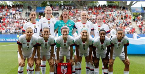 U S Womens Soccer Players Sought Lawsuit Talks Wsj