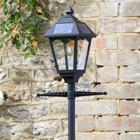 365 Solar Victoriana Lamp Post