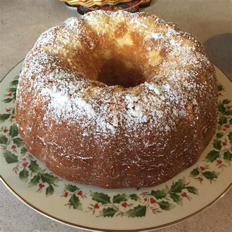 20 Bundt Pound Cakes Everyone Will Love